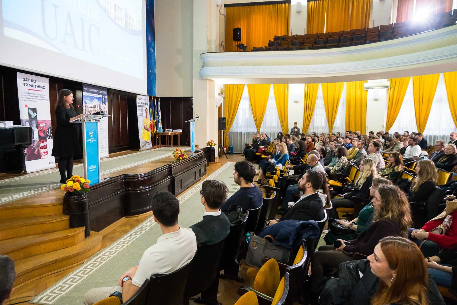 Aula Magna „Mihai Eminescu” - Universitatea „Alexandru Ioan Cuza” din Iași (UAIC) Aula Magna „Mihai Eminescu” - Universitatea „Alexandru Ioan Cuza” din Iași (UAIC)