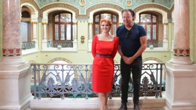 Olgu--a-Vasilescu-anun-----c---Charlie-Ottley-va-filma-la-Craiova-pentru--unul-dintre-cele-mai-mari-evenimente-europene-de-marionete-