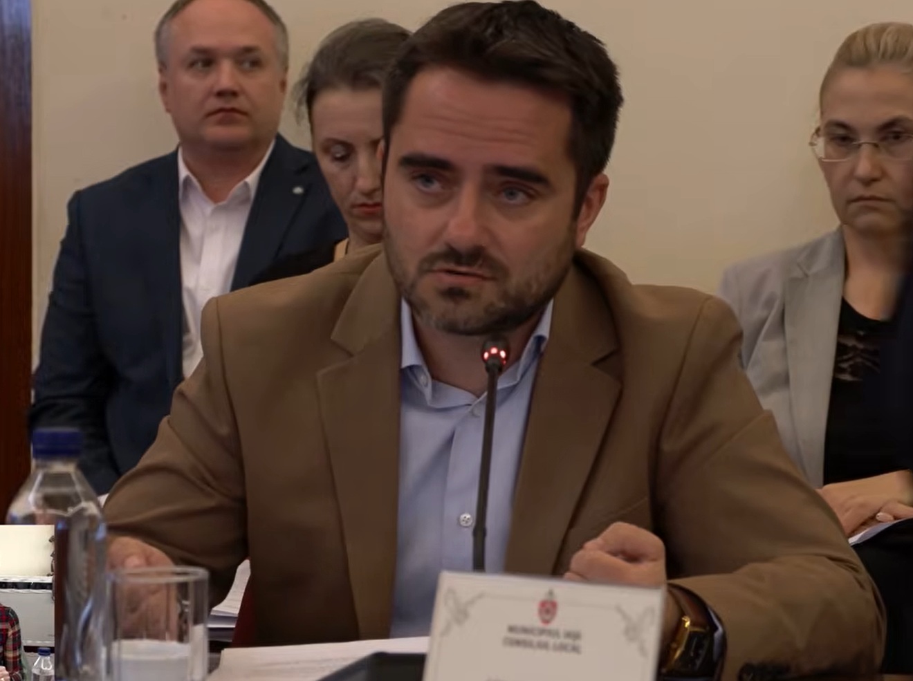 Consilierul local PNL Eduard Boz în ședința Consiliului Local Iași