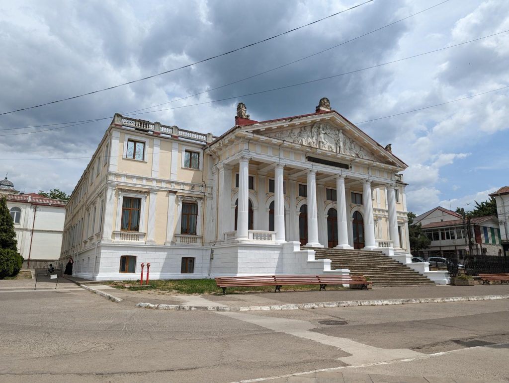 Clădirea Institutului de Anatomie din campusul universitar