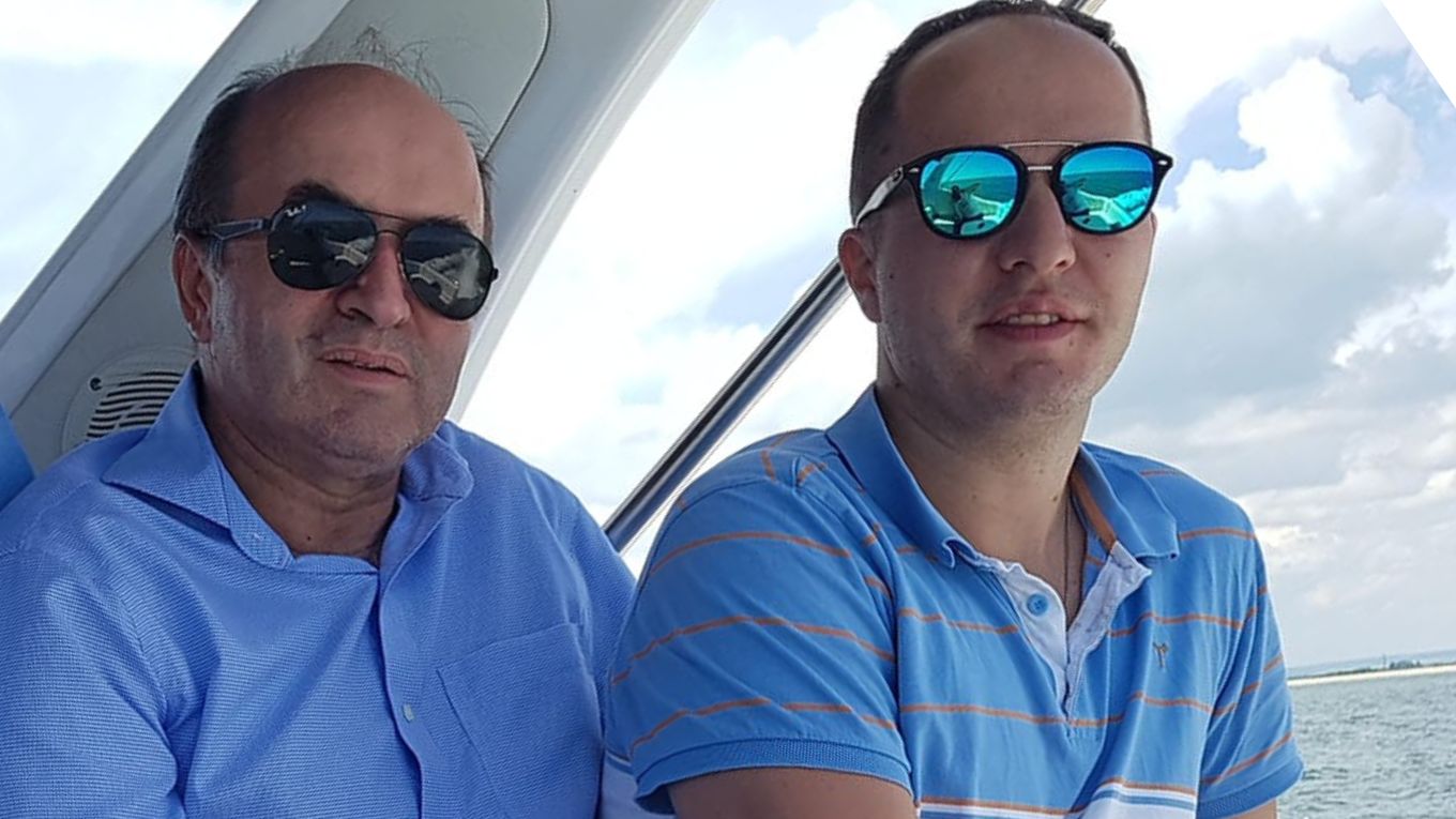 Tudorel Toader alături de fiul său, Alexandru Toader